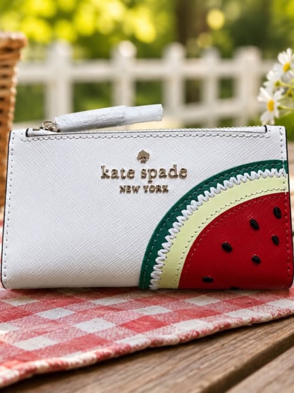 Kate Spade New York Watermelon Small Slim Bifold Wallet – NWT 🍉
